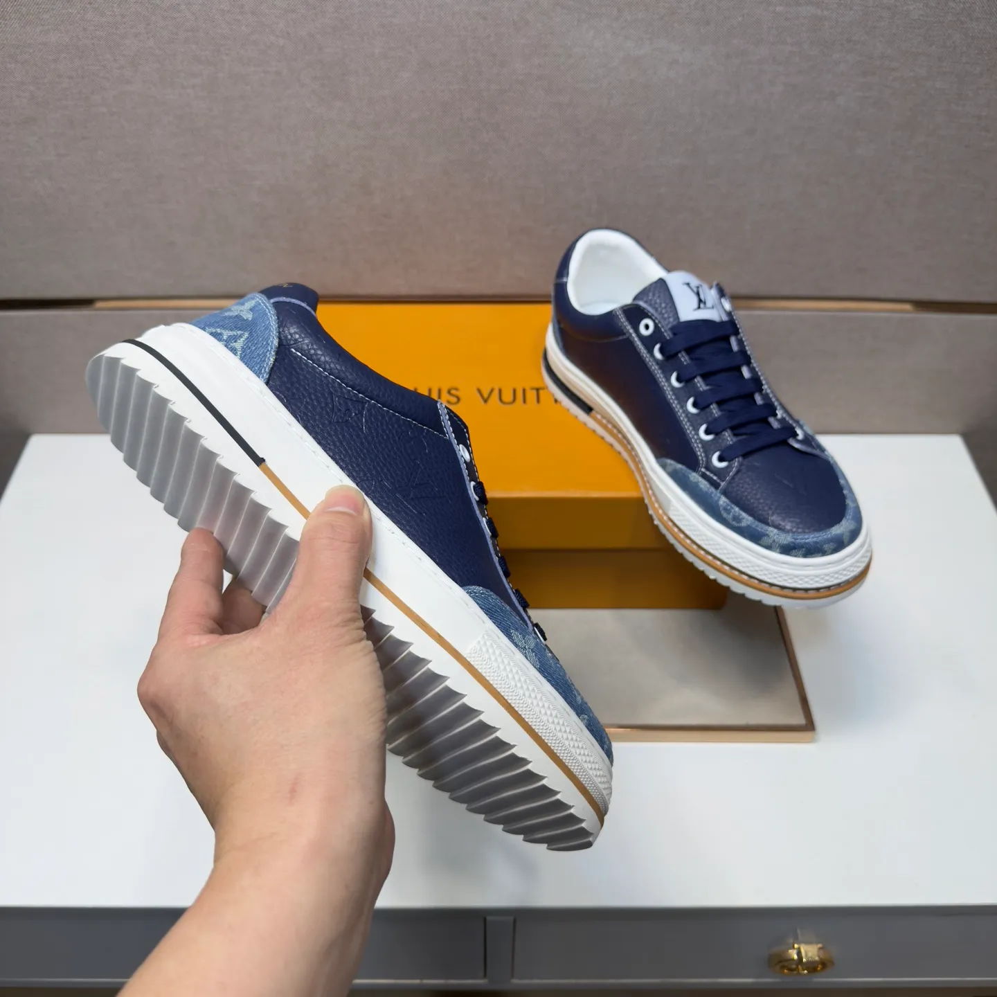 Men's men's shoes 💰pp400 [LV～] Men's casual shoes 2026z cabinet sales simultaneously 🔶Size: 38-44 #️⃣ 🔷2 colors🔜The upper is made of cowhide stitching➕Genuine leather lining, comfortable and breathable, sole: original comfortable and wear-resistant outsole, ⚠️Real 📱Photographed🎬The real thing is better📢📢📢